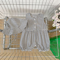 Load image into Gallery viewer, Baby Girls Flower Checked Rompers Wholesale 23071276
