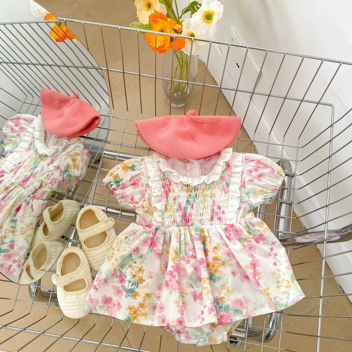 Baby Girls Color-blocking Flower Rompers Wholesale 23071289