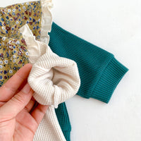 Load image into Gallery viewer, 2 Pieces Set Baby Kid Girls Flower Tops And Solid Color Pants Wholesale 23101916
