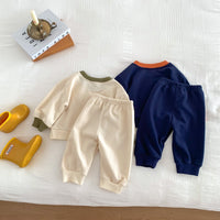 Load image into Gallery viewer, 2 Pieces Set Baby Kid Girls Boys Color-blocking Cartoon Tops And Solid Color Pants Wholesale 23101919
