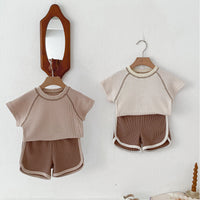 Load image into Gallery viewer, 2 Pieces Set Baby Kid Girls Boys Solid Color Tops And Shorts Wholesale 240301145
