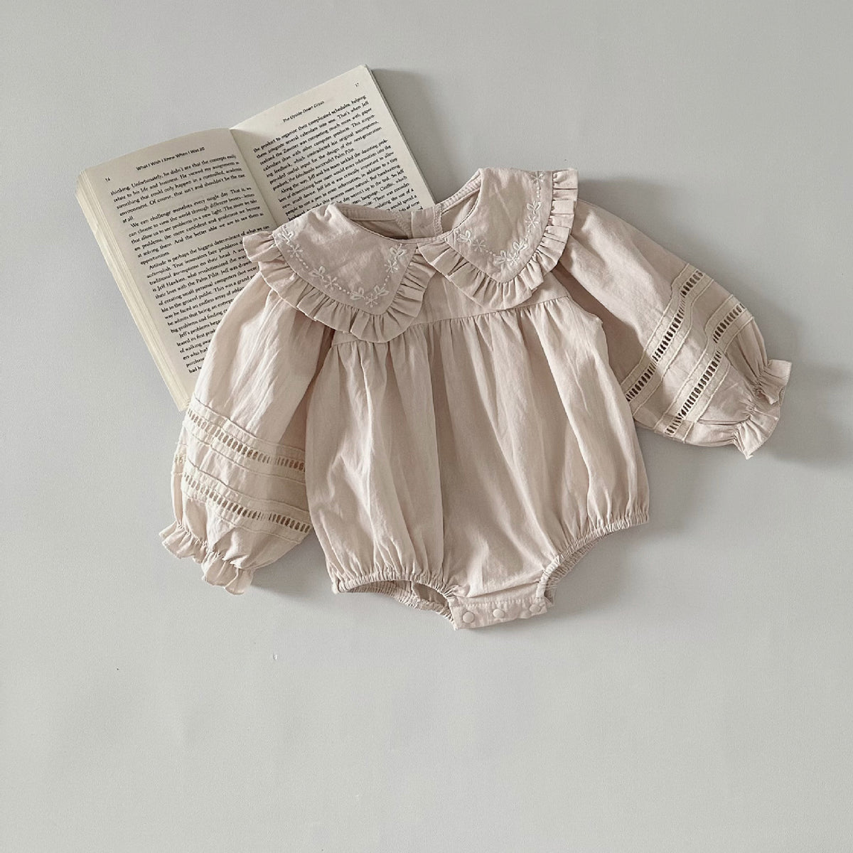 Baby Girls Solid Color Rompers Wholesale 24030193