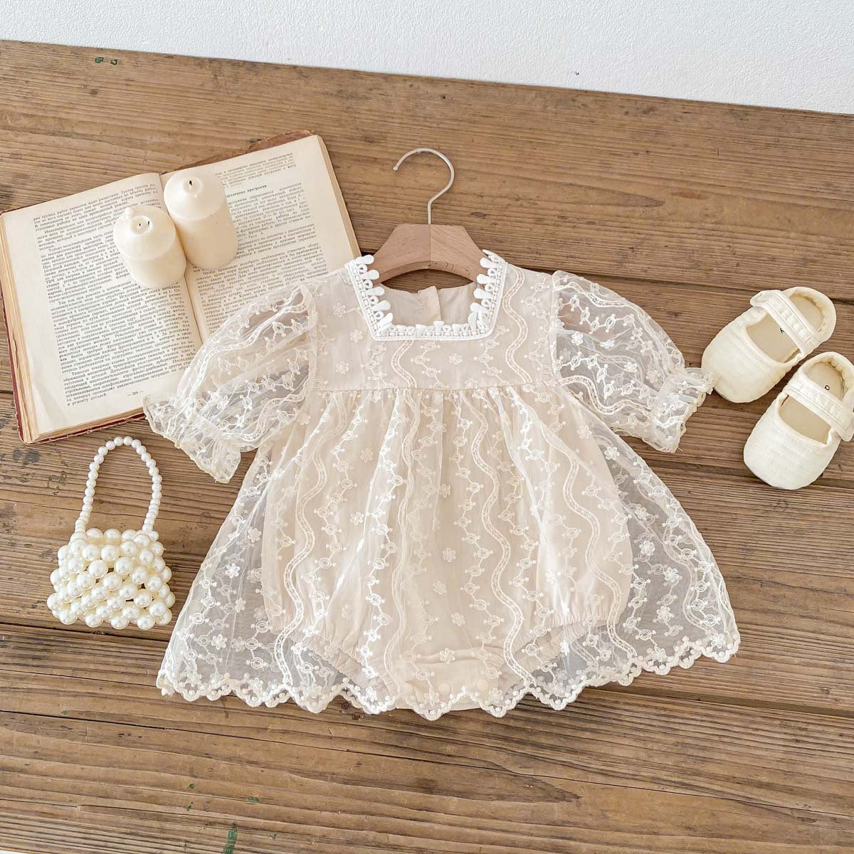 Baby Girls Solid Color Rompers Wholesale 240409113