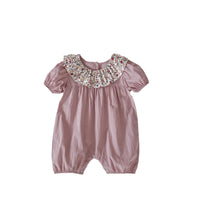 Load image into Gallery viewer, Baby Girls Solid Color Flower Rompers Wholesale 240409160
