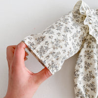 Load image into Gallery viewer, Baby Girls Flower Print Rompers Wholesale 240802104
