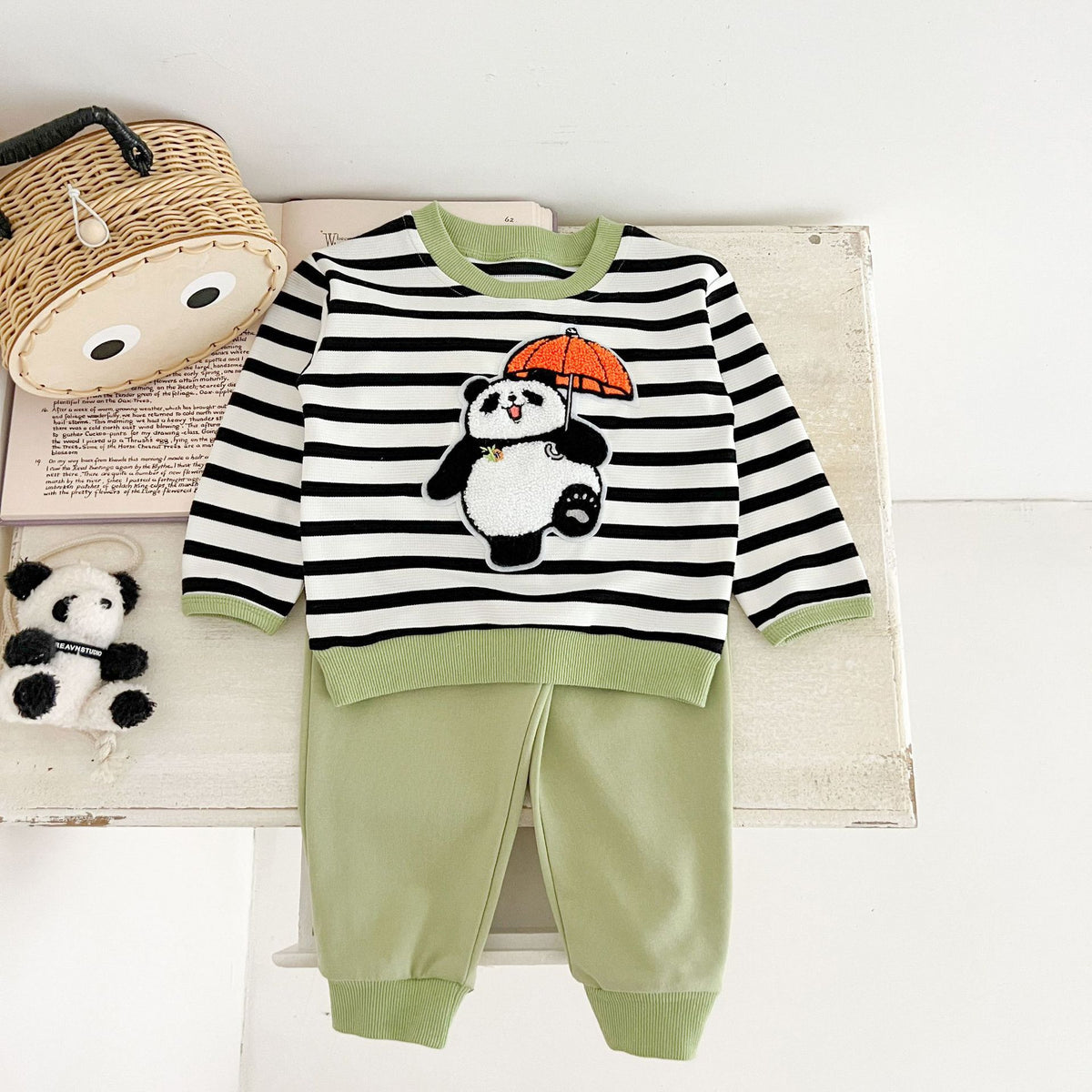 2 Pieces Set Baby Kid Girls Boys Striped Cartoon Hoodies Sweatshirts And Solid Color Pants Wholesale 240802242