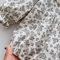 Load image into Gallery viewer, Baby Girls Flower Print Rompers Wholesale 24080268
