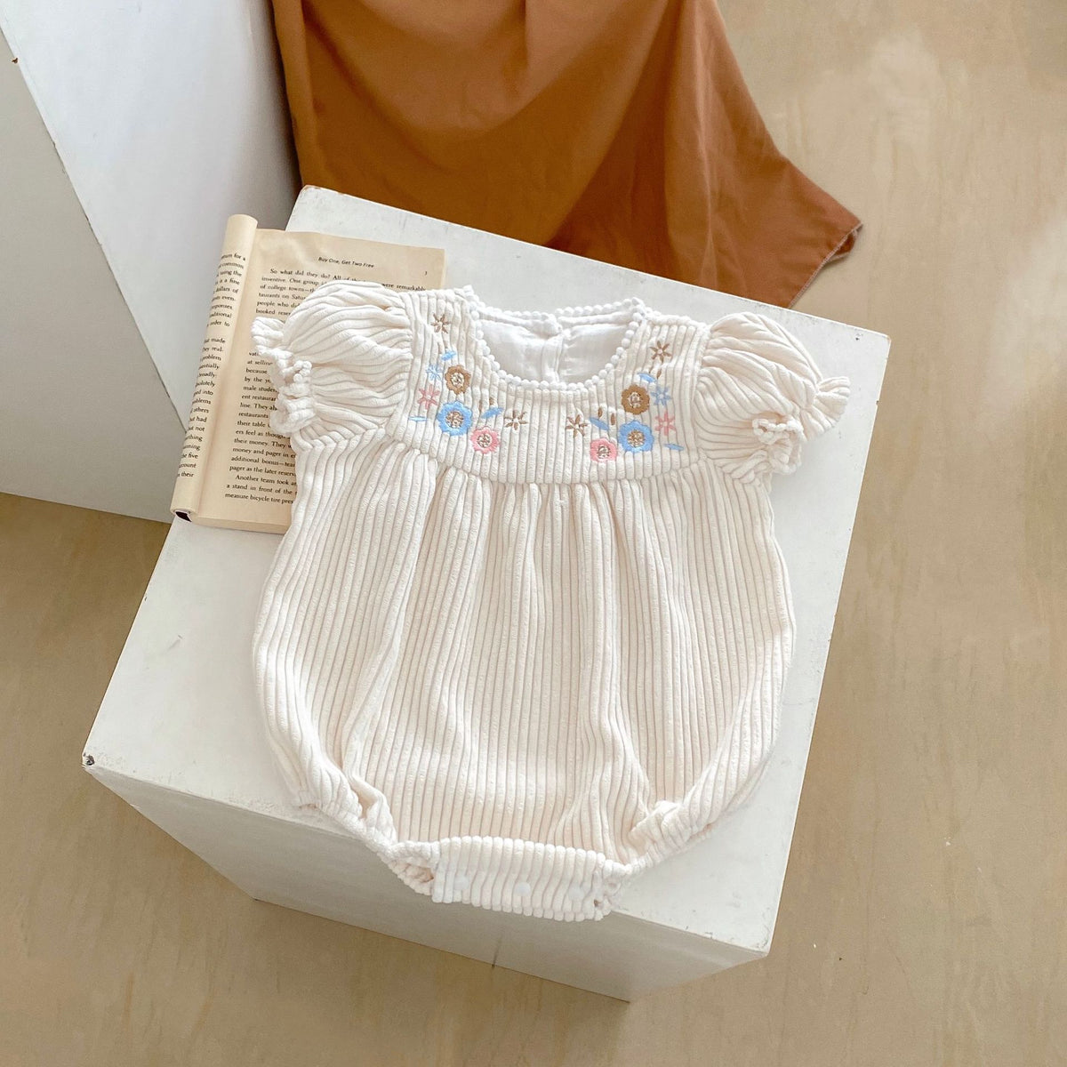 Baby Girls Flower Embroidered Rompers Wholesale 24080292