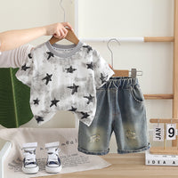 Load image into Gallery viewer, 2 Pieces Set Baby Kid Boys Color-blocking Star Tops And Solid Color Shorts Wholesale 25040352
