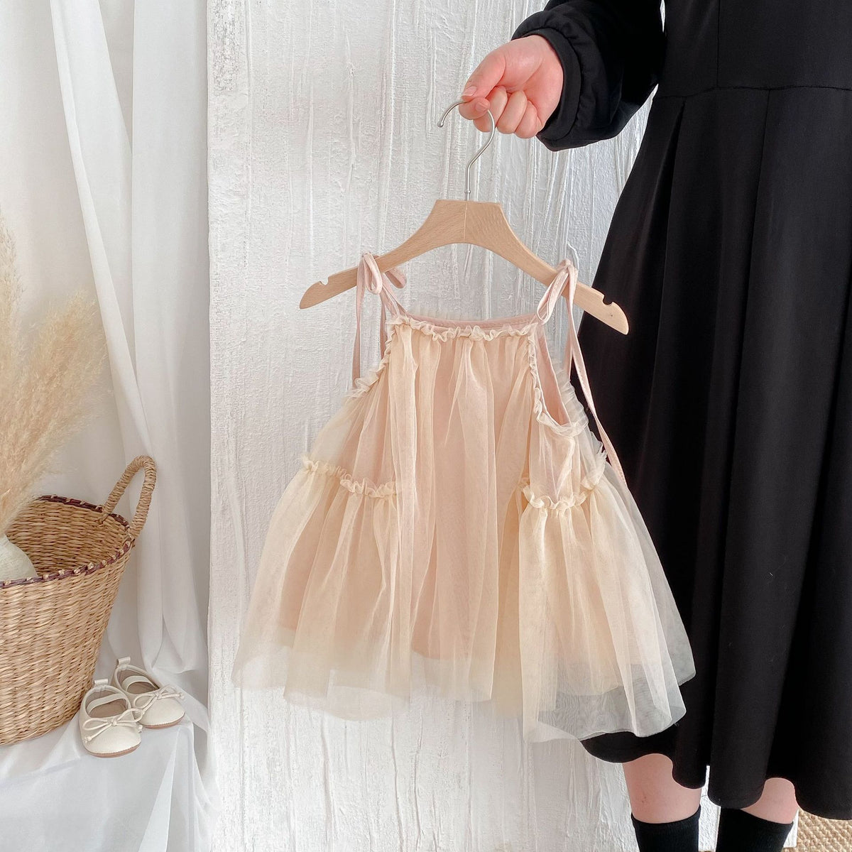 Baby Girls Solid Color Dresses Wholesale 25060450