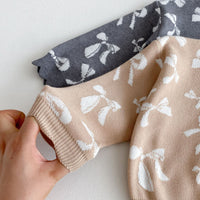 Load image into Gallery viewer, 2 Pieces Set Baby Kid Girls Solid Color Bow Sweaters And Pants Wholesale 25092235

