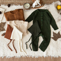 Load image into Gallery viewer, Baby Knitted Solid Color Jumpsuits Warm Cotton Winter Outwear for Infants Wholesale 25110339（Hat not included）
