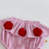 Load image into Gallery viewer, 2 Pieces Set Baby Kid Girls Checked Tank Tops Flower And Embroidered Shorts Wholesale 26051107
