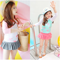 Load image into Gallery viewer, 3 Pieces Set Baby Kid Girls Color-blocking Flamingo Print Tops And Solid Color Shorts And Swimwears Hats Wholesale 22042912
