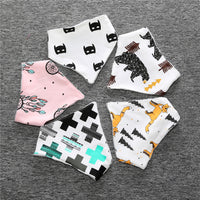 Load image into Gallery viewer, Baby Unisex Animals Cartoon Print Baby Bibs Wholesale 22021404
