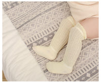 Load image into Gallery viewer, Baby Girls Solid Color Spanish Accessories Socks Wholesale 22030237
