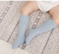 Load image into Gallery viewer, Baby Girls Solid Color Spanish Accessories Socks Wholesale 22030238
