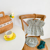 Load image into Gallery viewer, 2 Pieces Set Baby Girls Flower Print Tops And Shorts Wholesale 220302412
