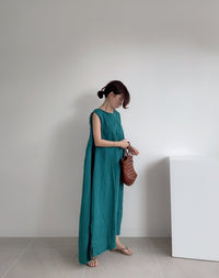 Load image into Gallery viewer, Women Solid Color Dresses Wholesale 220307422
