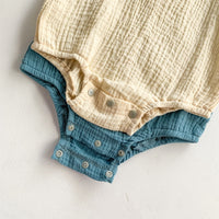 Load image into Gallery viewer, Baby Boys Solid Color Rompers Wholesale 220330256
