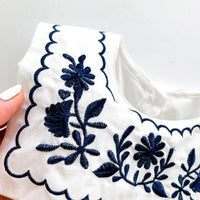 Load image into Gallery viewer, Baby Girls Flower Embroidered Rompers Wholesale 220330279
