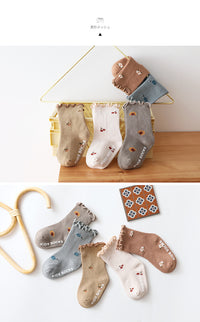 Load image into Gallery viewer, Baby Kid Girls Letters Flower Print Accessories Socks Wholesale 22041501

