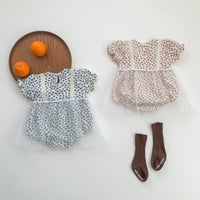 Load image into Gallery viewer, Baby Girls Flower Bow Lace Print Rompers Wholesale 220513284
