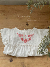 Load image into Gallery viewer, Baby Girls Solid Color Embroidered Rompers Wholesale 220513394
