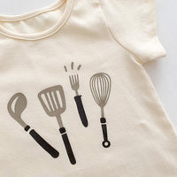 Load image into Gallery viewer, Baby Girls Boys Letters Checked Cartoon Print Rompers Baby Bibs Accessories Hats Wholesale 220518425
