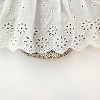 Load image into Gallery viewer, Baby Kid Girls Color-blocking Flower Embroidered Print Rompers Wholesale 220526149
