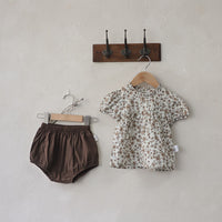 Load image into Gallery viewer, 2 Pieces Set Baby Girls Flower Print Tops And Solid Color Shorts Wholesale 220530256
