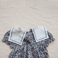 Load image into Gallery viewer, 2 Pieces Set Baby Kid Girls Flower Print Tops And Shorts Wholesale 220530290

