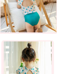 Load image into Gallery viewer, 3 Pieces Set Baby Kid Girls Flower Print Tops Solid Color Shorts And Hats Wholesale 220606137
