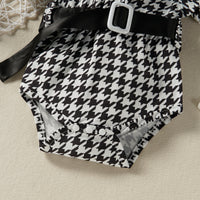 Load image into Gallery viewer, Baby Girls Color-blocking Bow Rompers Wholesale 220610265
