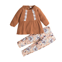 Load image into Gallery viewer, 2 Pieces Set Baby Kid Girls Lace Print Tops And Flower Pants Wholesale 220705308
