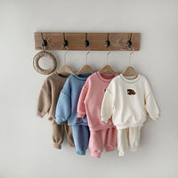 Load image into Gallery viewer, 2 Pieces Set Baby Kid Unisex Sports Cartoon Embroidered Hoodies&amp;Swearshirts And Solid Color Pants Wholesale 220805198
