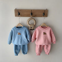 Load image into Gallery viewer, 2 Pieces Set Baby Kid Unisex Sports Cartoon Embroidered Hoodies&amp;Swearshirts And Solid Color Pants Wholesale 220805198
