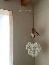 Load image into Gallery viewer, Baby Girls Flower Rompers Wholesale 220815254
