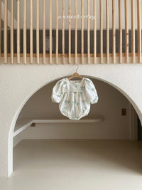 Load image into Gallery viewer, Baby Girls Flower Rompers Wholesale 220815254
