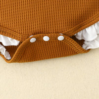 Load image into Gallery viewer, 3 Pieces Set Baby Girls Print Rompers And Flower Bow Shorts And Hats Wholesale 220831541
