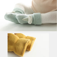 Load image into Gallery viewer, Baby Kid Unisex Cartoon Star Bow Embroidered Accessories Socks Wholesale 22083158
