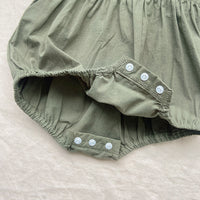 Load image into Gallery viewer, Baby Girls Solid Color Rompers Wholesale 220920401
