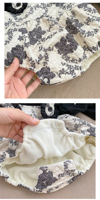 Load image into Gallery viewer, Baby Girls Color-blocking Flower Rompers Wholesale 221018530
