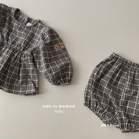 Load image into Gallery viewer, 2 Pieces Set Baby Girls Checked Embroidered Tops And Shorts Wholesale 22102153
