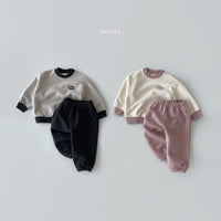 Load image into Gallery viewer, 2 Pieces Set Baby Unisex Letters Color-blocking Hoodies Swearshirts And Solid Color Pants Wholesale 221117141
