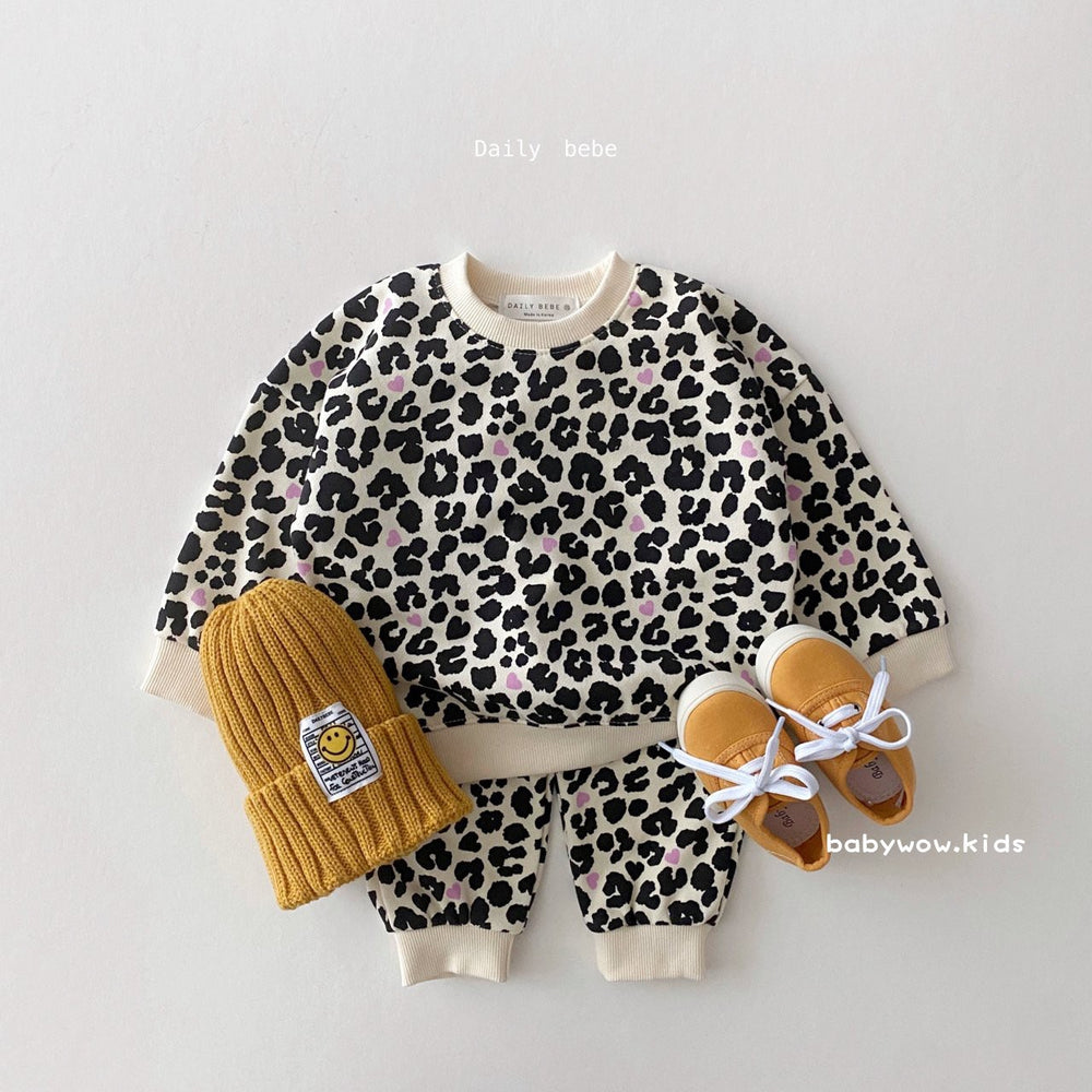 2 Pieces Set Baby Unisex Love heart Tops And Leopard Pants Wholesale 221130113