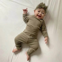 Load image into Gallery viewer, 3 Pieces Set Baby Girls Solid Color Rompers And Pants And Bow Headwear Wholesale 230114337
