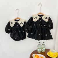 Load image into Gallery viewer, Baby Girls Flower Bow Rompers Wholesale 23020808
