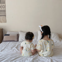 Load image into Gallery viewer, Baby Girls Flower Print Rompers Wholesale 230220233
