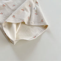 Load image into Gallery viewer, 2 Pieces Set Baby Unisex Flower Checked T-Shirts And Solid Color Shorts Wholesale 230302222
